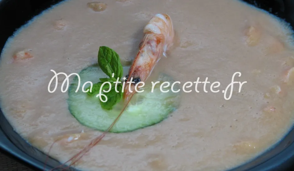 soupe froide au concombre aux crevettes