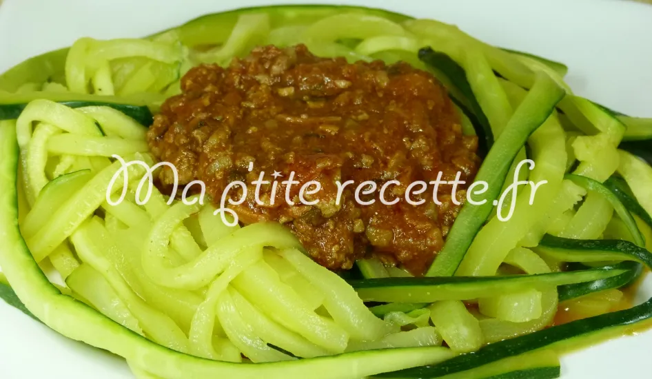 spaghetti de courgettes à la bolognaise